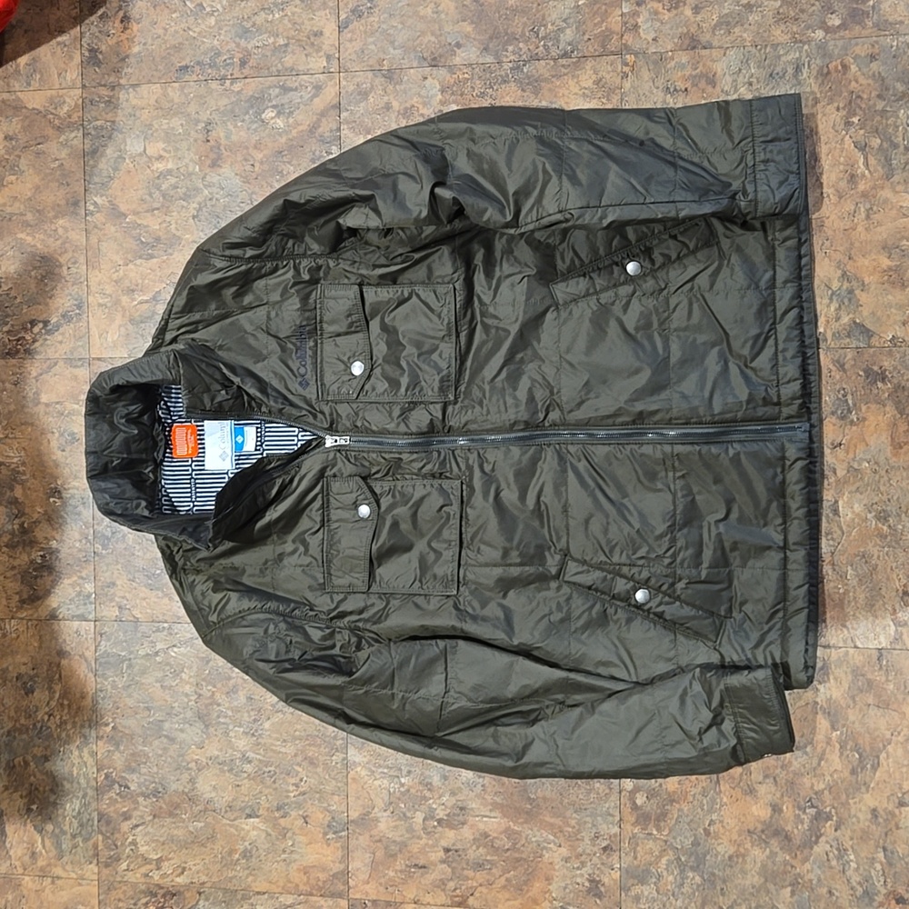 Womens size medium, green, Columbia Sportswear, Thermal Coil jacket